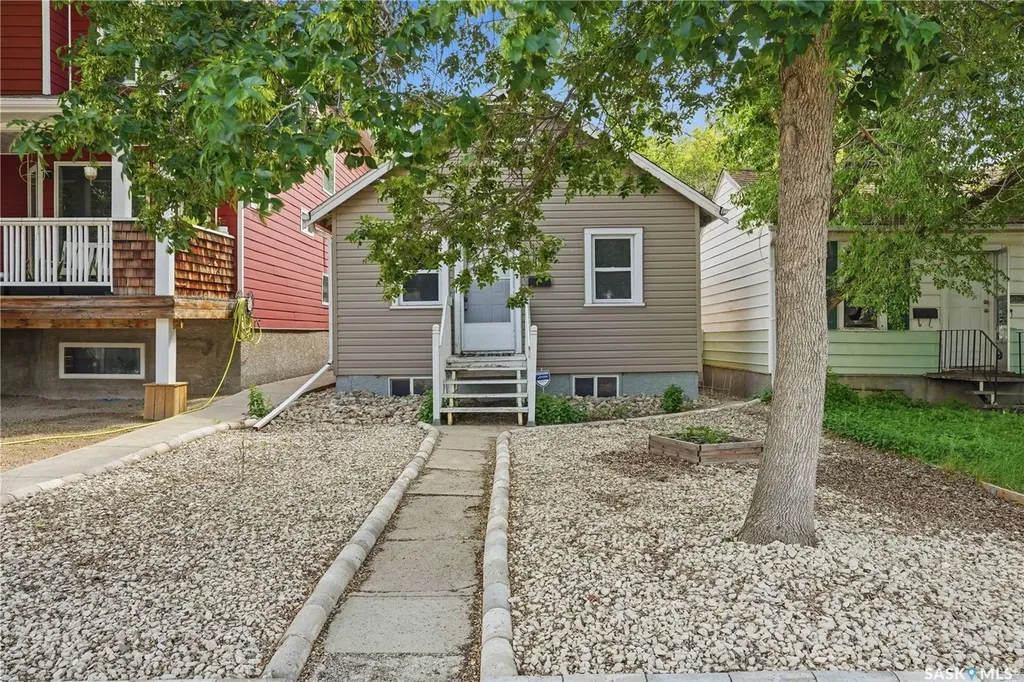 2509 Mcdonald Street Regina SK S4N 2Z6