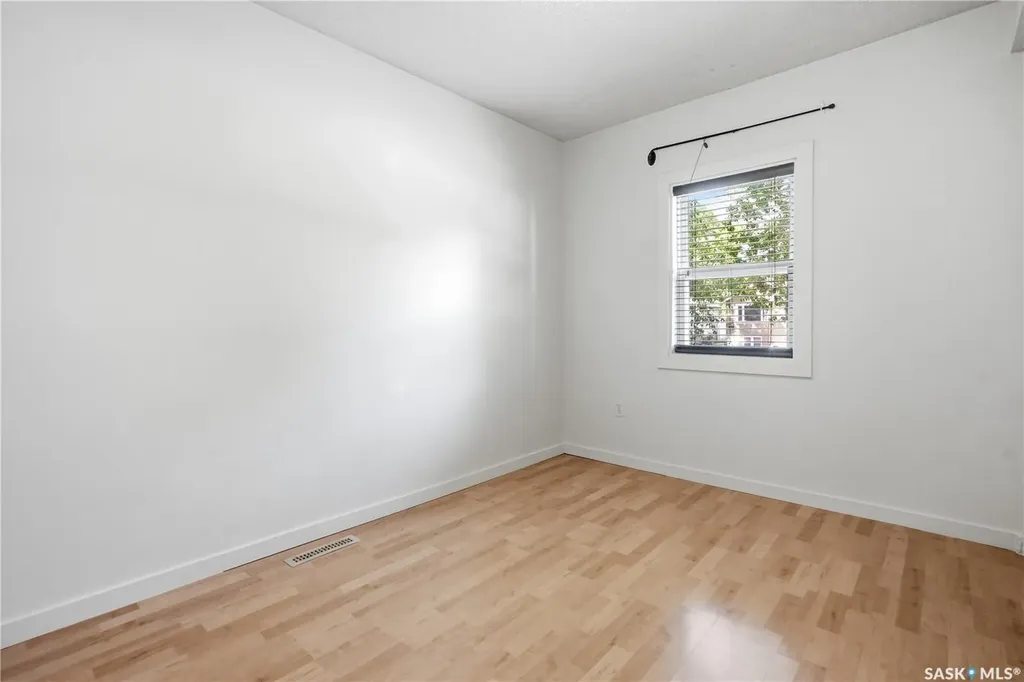 2509 Mcdonald Street Regina SK S4N 2Z6