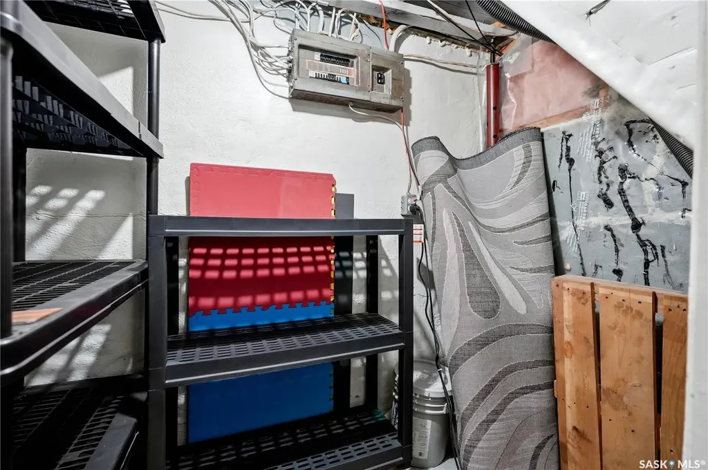 2509 Mcdonald Street Regina SK S4N 2Z6