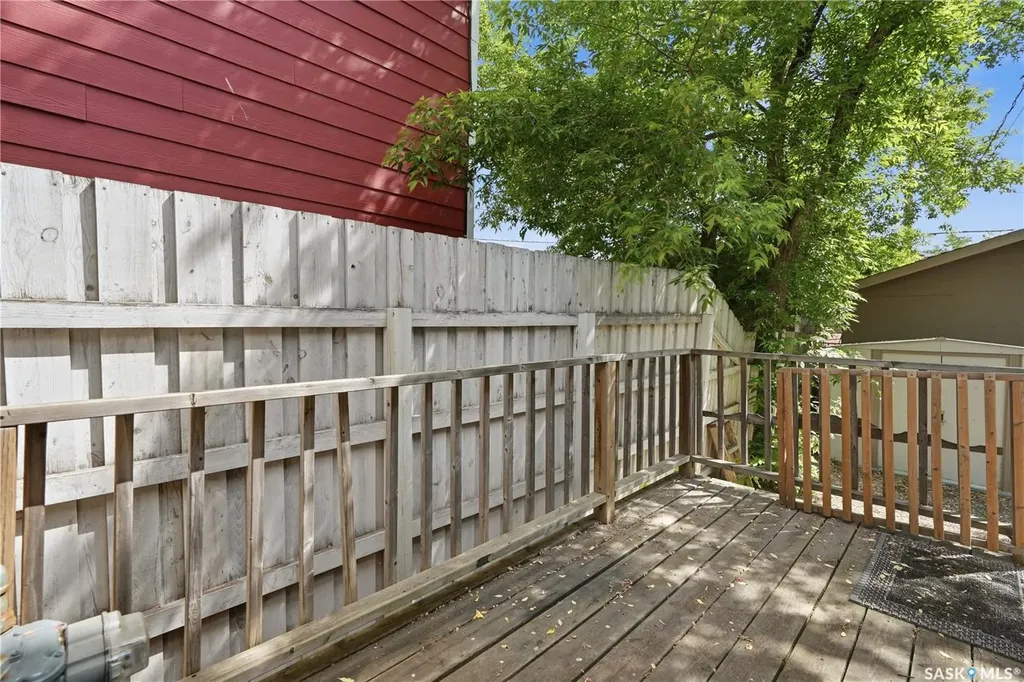 2509 Mcdonald Street Regina SK S4N 2Z6