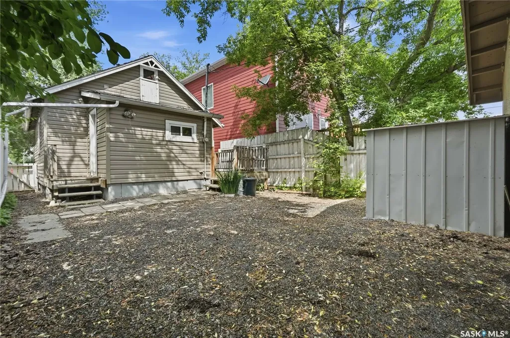 2509 Mcdonald Street Regina SK S4N 2Z6