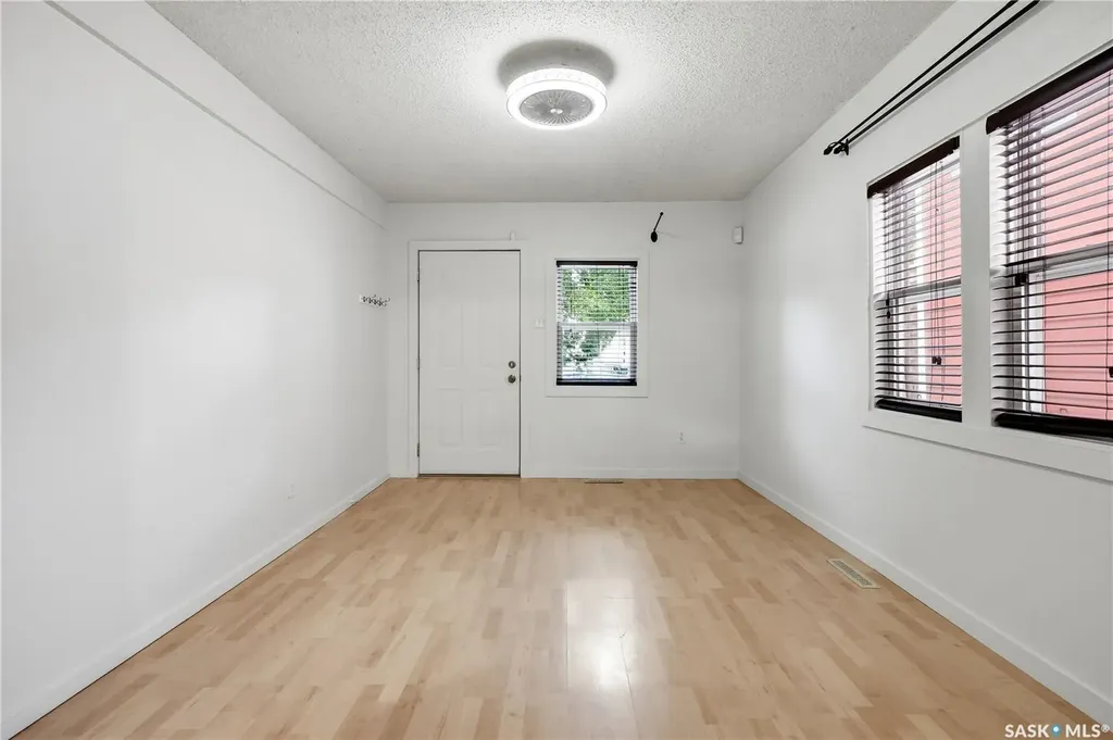 2509 Mcdonald Street Regina SK S4N 2Z6