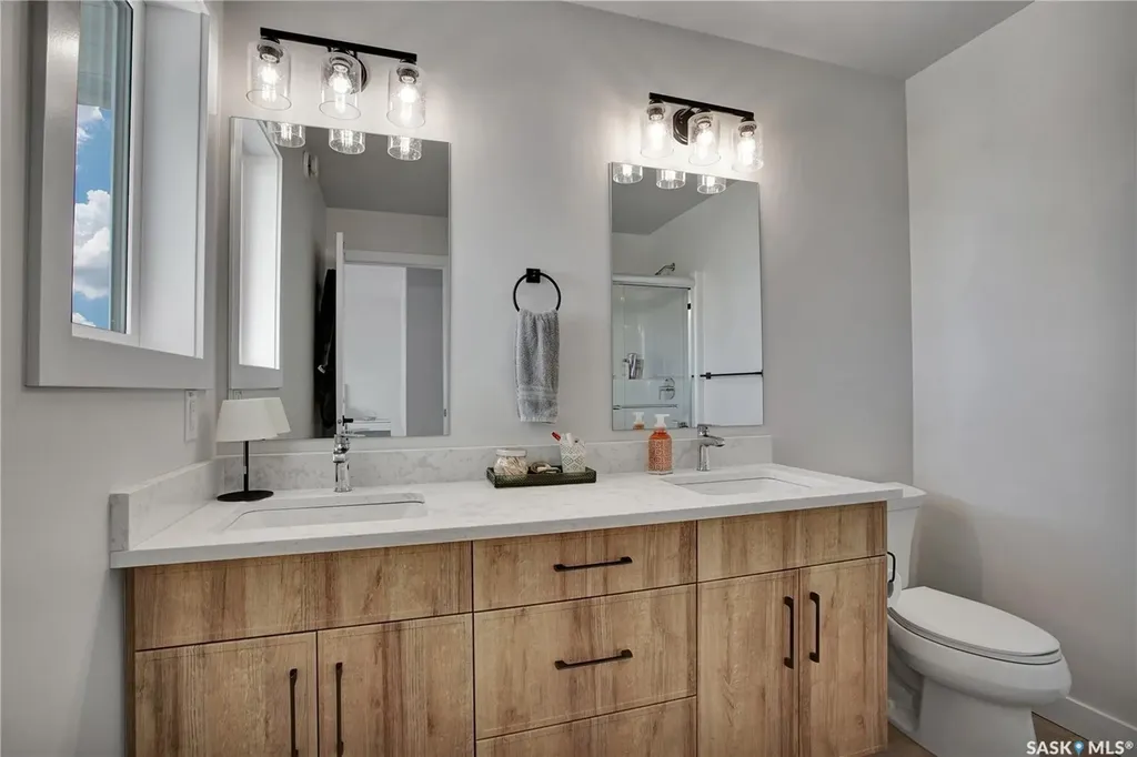1312 Parr Hill Drive Martensville SK S0K 2T1