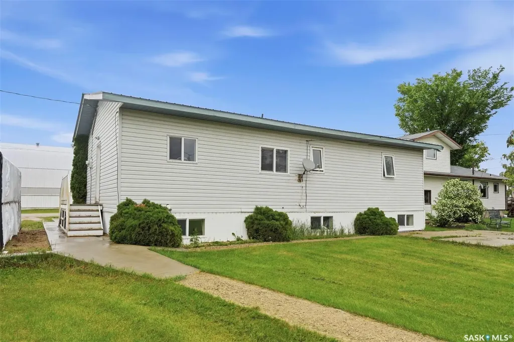 813 Hoffman Avenue Bruno SK S0K 0S0