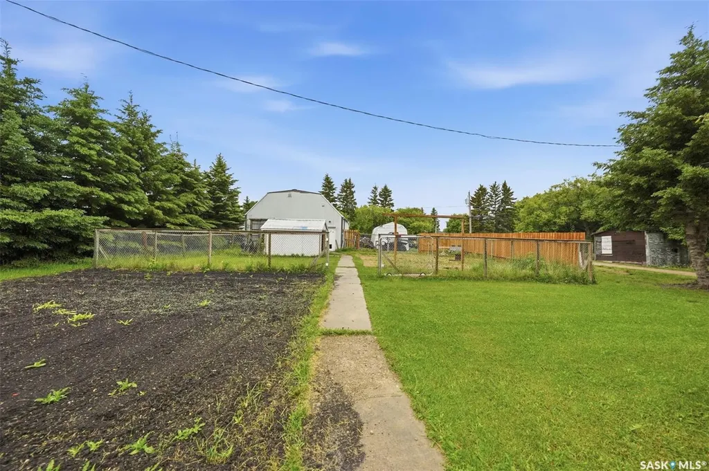 813 Hoffman Avenue Bruno SK S0K 0S0