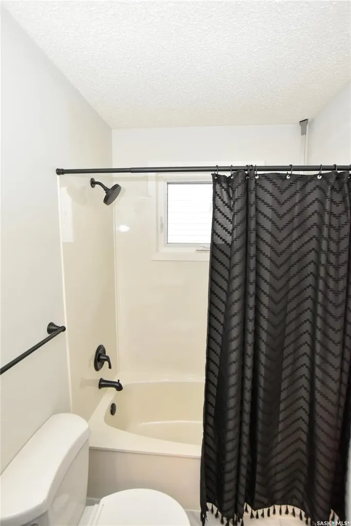 2315 St George Avenue Saskatoon SK S7M 0K9
