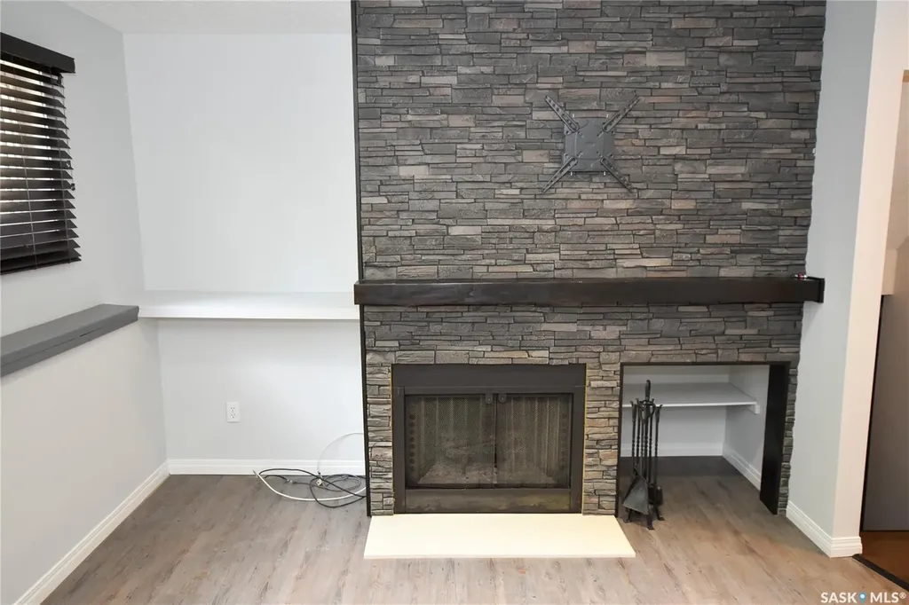 2315 St George Avenue Saskatoon SK S7M 0K9
