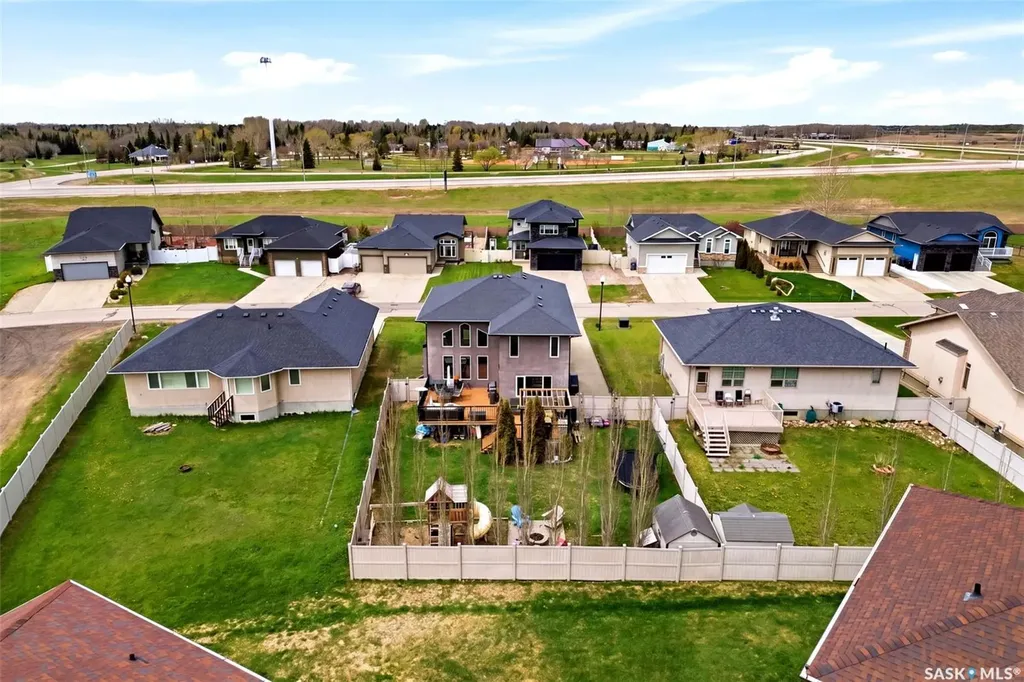 9 Mckenzie Pointe White City SK S4L 0B2