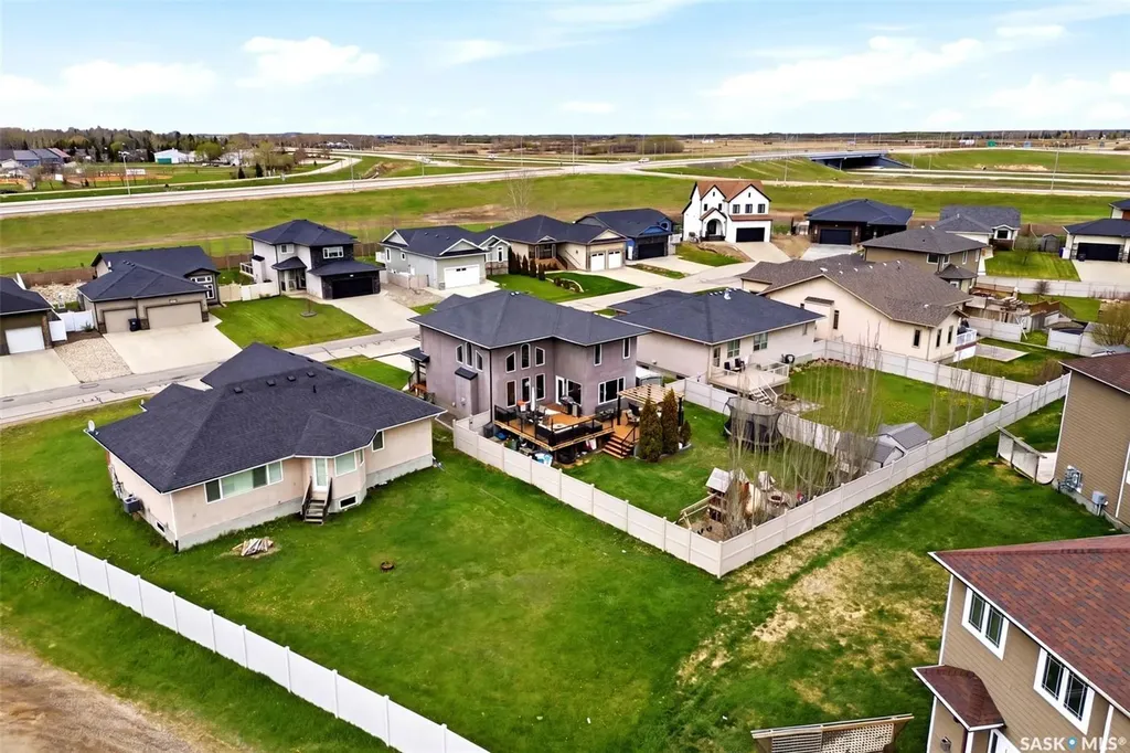 9 Mckenzie Pointe White City SK S4L 0B2