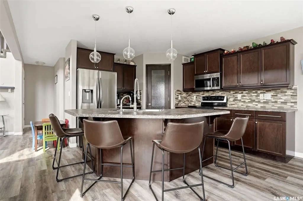 9 Mckenzie Pointe White City SK S4L 0B2