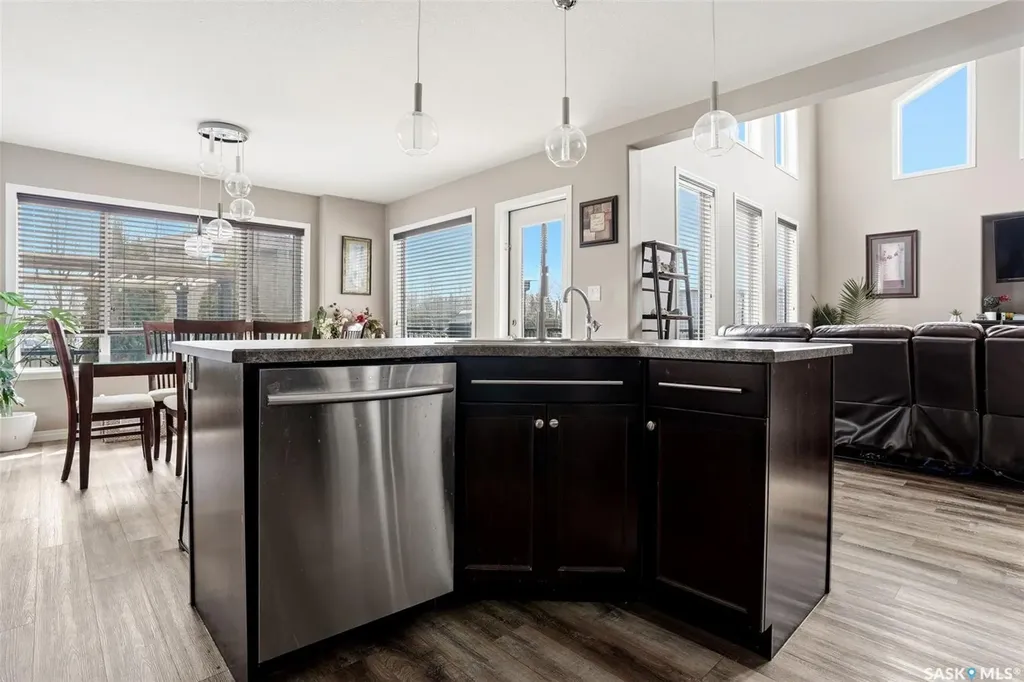 9 Mckenzie Pointe White City SK S4L 0B2