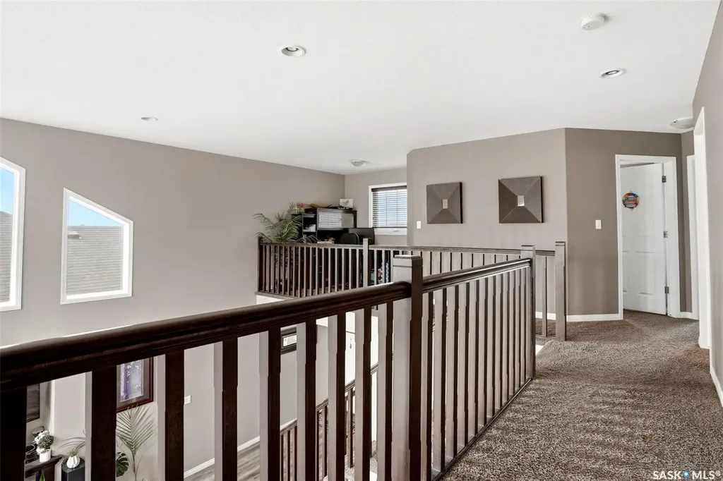 9 Mckenzie Pointe White City SK S4L 0B2