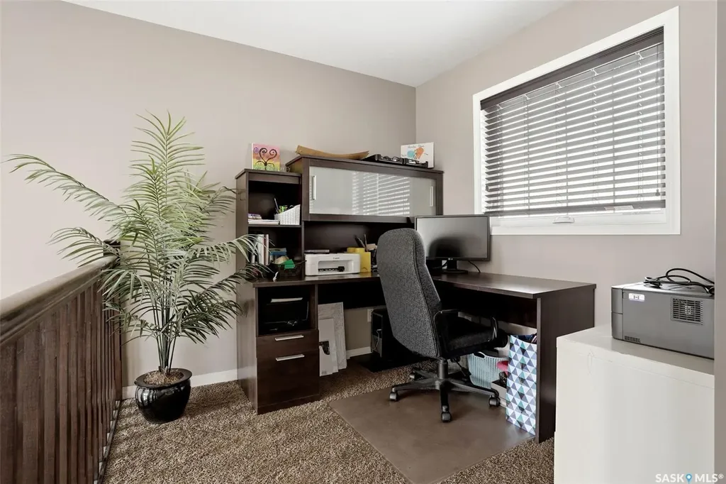 9 Mckenzie Pointe White City SK S4L 0B2