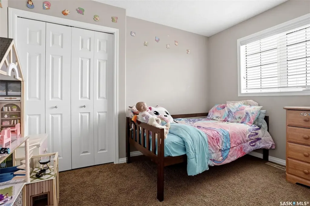 9 Mckenzie Pointe White City SK S4L 0B2