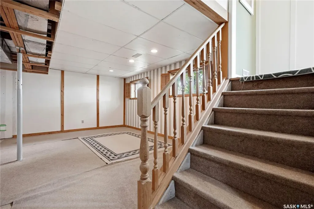 35 Blackman Place Regina SK S4X 1S3