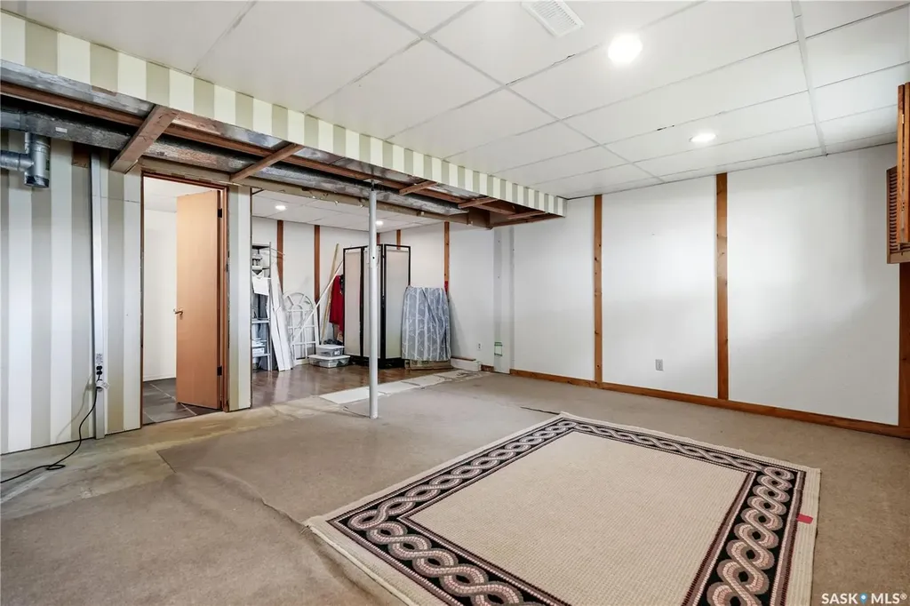 35 Blackman Place Regina SK S4X 1S3