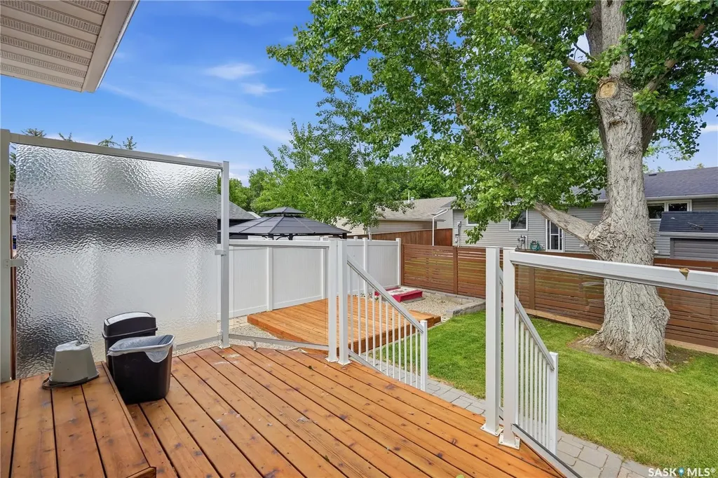 35 Blackman Place Regina SK S4X 1S3