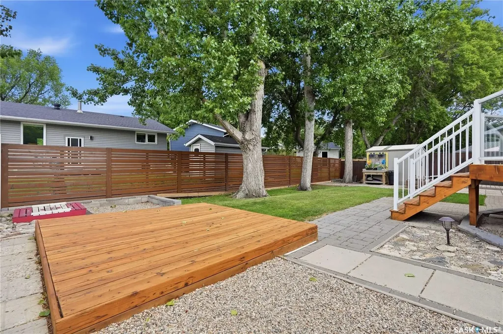 35 Blackman Place Regina SK S4X 1S3