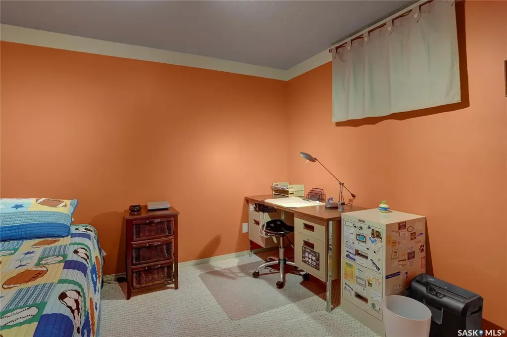 15 Marigold Crescent Moose Jaw SK S6J 1L2