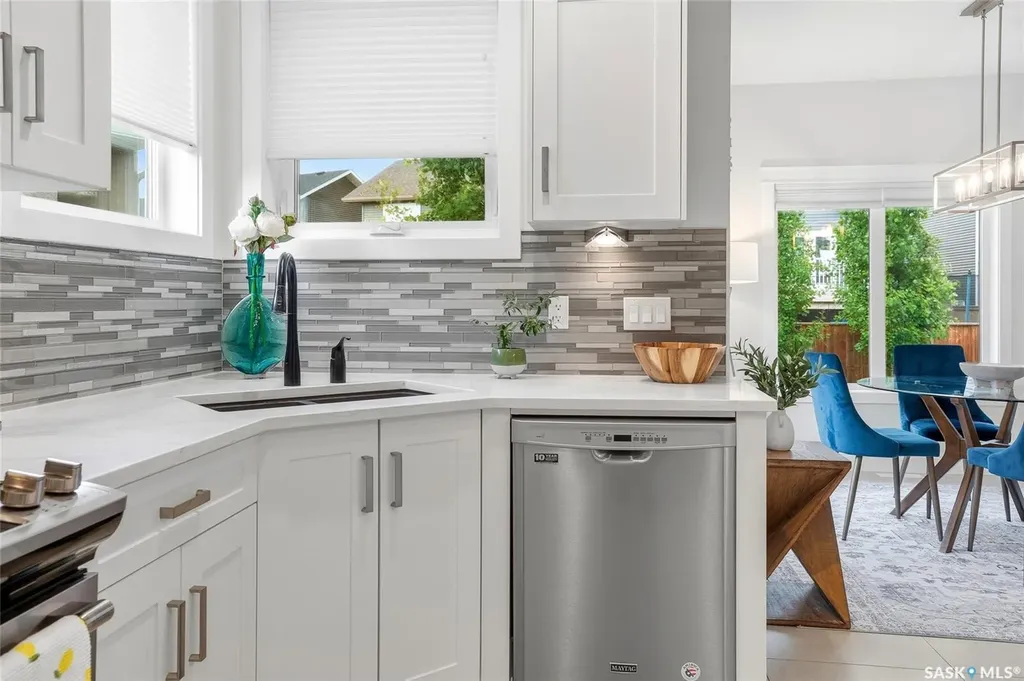 606 Pichler Crescent Saskatoon SK S7V 0G2