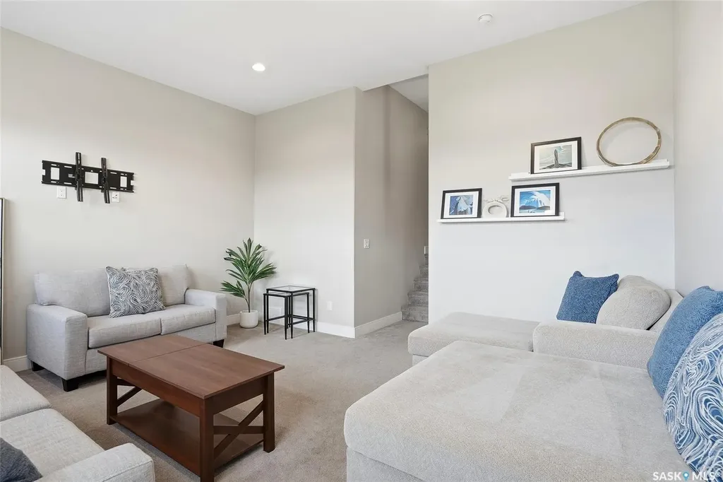 606 Pichler Crescent Saskatoon SK S7V 0G2