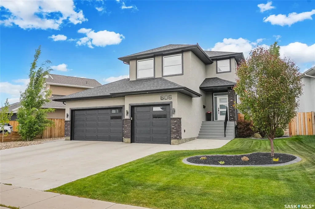 606 Pichler Crescent Saskatoon SK S7V 0G2