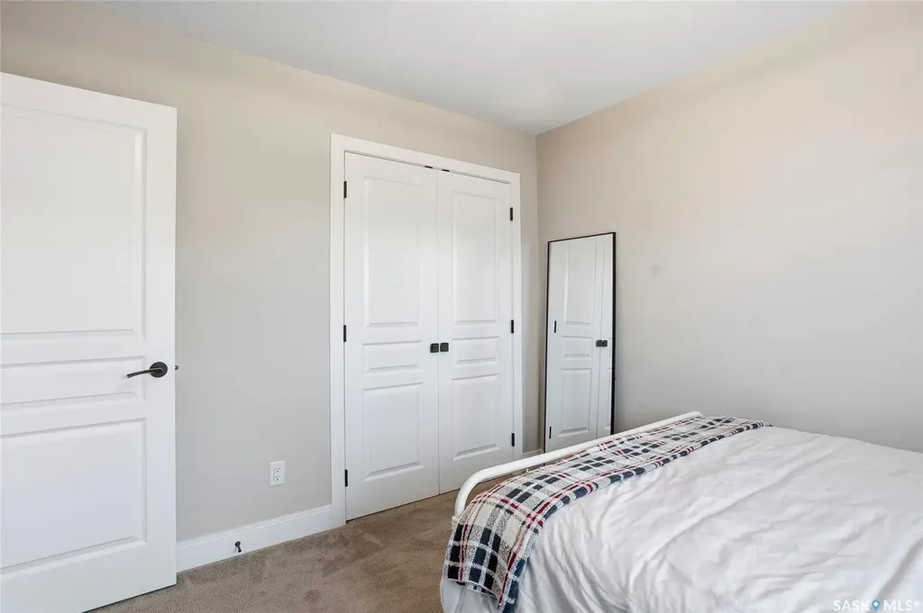 606 Pichler Crescent Saskatoon SK S7V 0G2