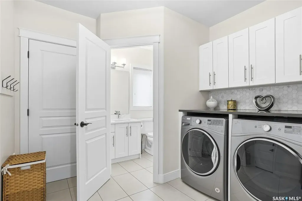 606 Pichler Crescent Saskatoon SK S7V 0G2