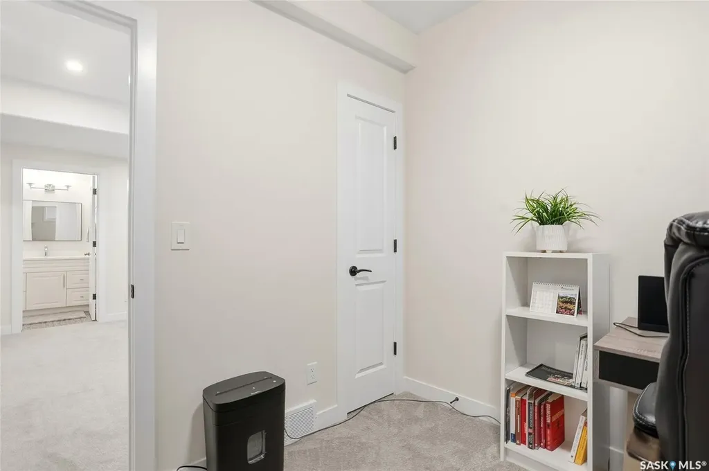 606 Pichler Crescent Saskatoon SK S7V 0G2