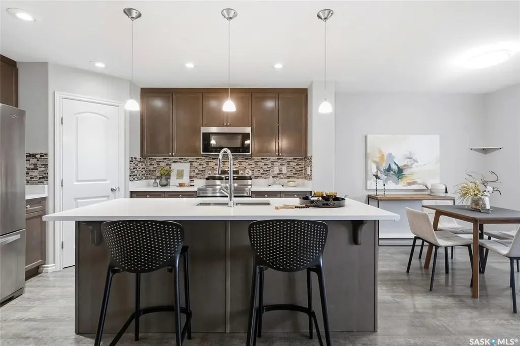 334 Dickson Crescent Saskatoon SK S7T 0T8