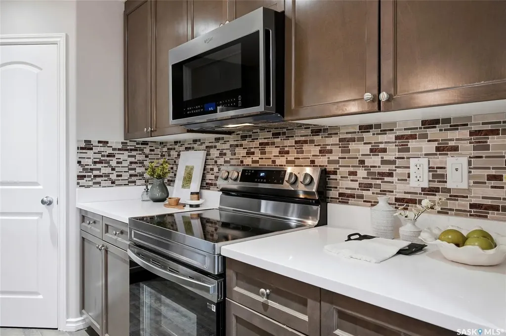334 Dickson Crescent Saskatoon SK S7T 0T8