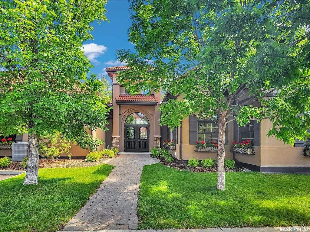 150 Langlois Way Saskatoon SK S7T 0L4