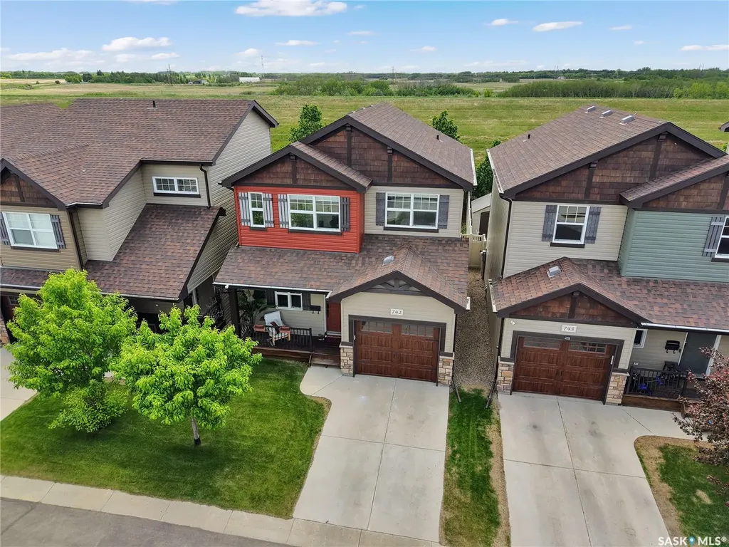 150 Langlois Way Saskatoon SK S7T 0L4