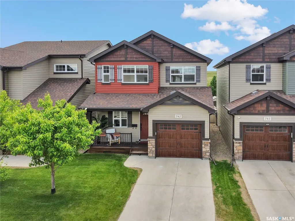 150 Langlois Way Saskatoon SK S7T 0L4