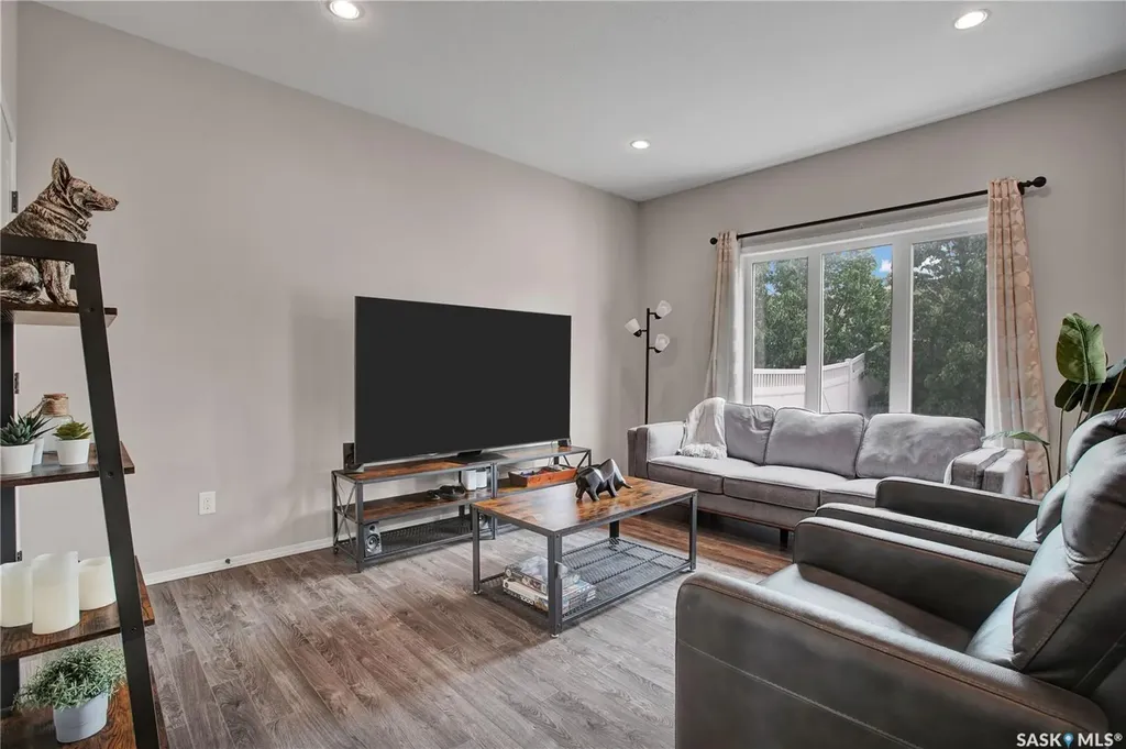 150 Langlois Way Saskatoon SK S7T 0L4