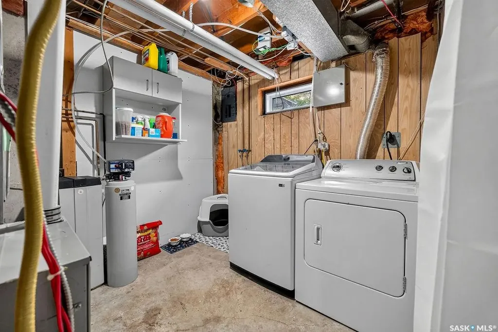 890 Samuels Crescent N Regina SK S4X 2L5