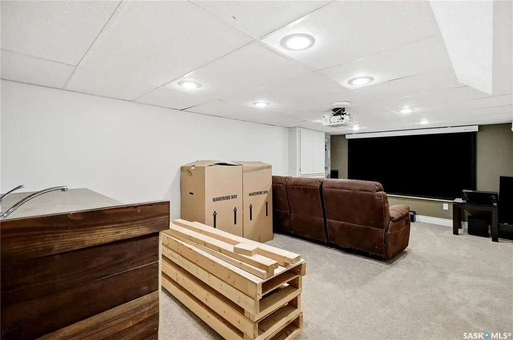 1122 Bayda Crescent Regina SK S4N 6Y6