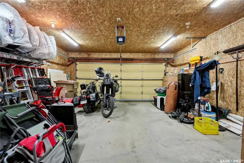 1122 Bayda Crescent Regina SK S4N 6Y6