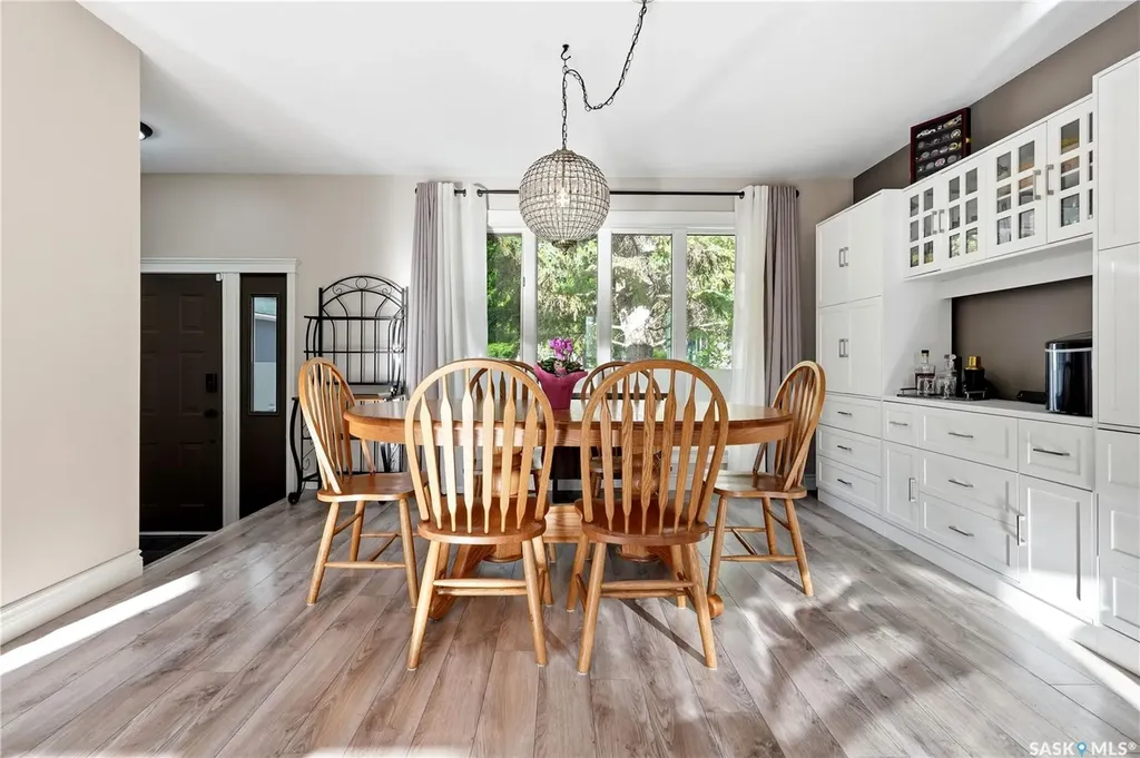 1122 Bayda Crescent Regina SK S4N 6Y6