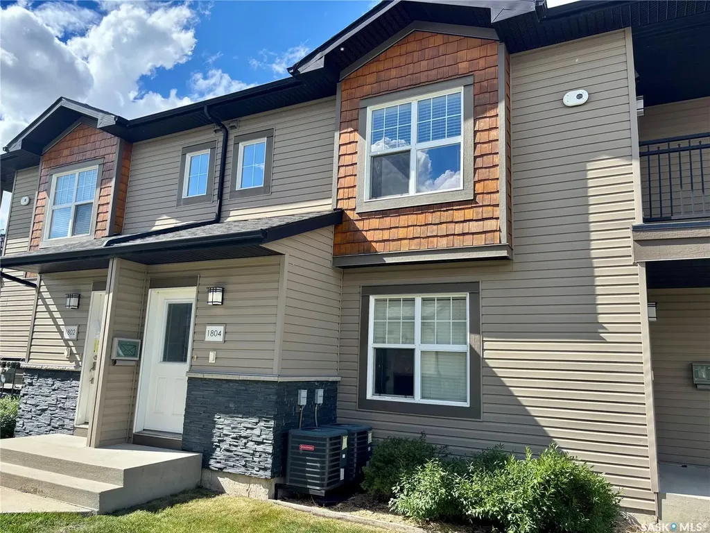 1015 Patrick Crescent Saskatoon SK S7W 0M4