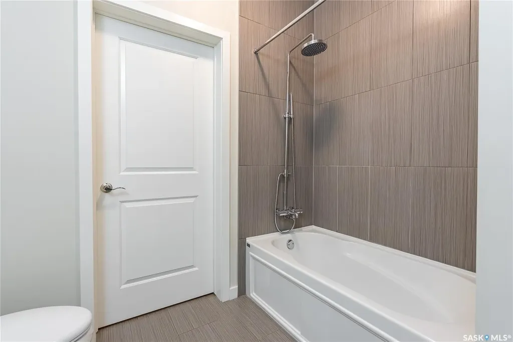 1015 Patrick Crescent Saskatoon SK S7W 0M4