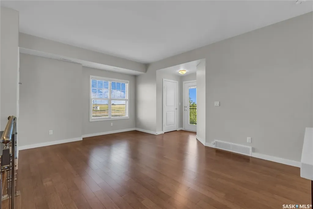 1015 Patrick Crescent Saskatoon SK S7W 0M4