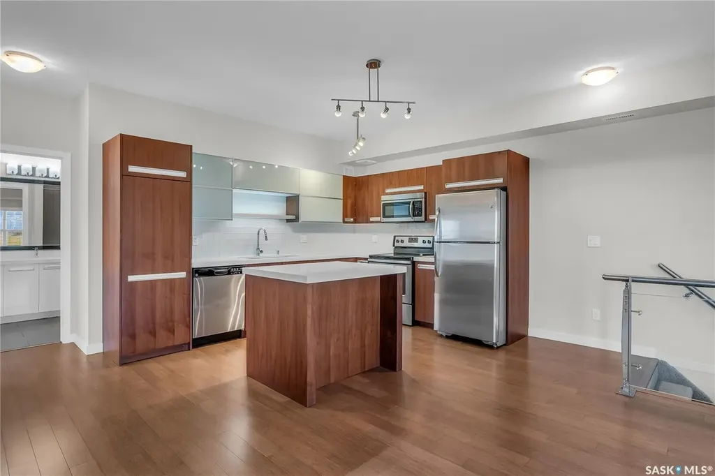1015 Patrick Crescent Saskatoon SK S7W 0M4