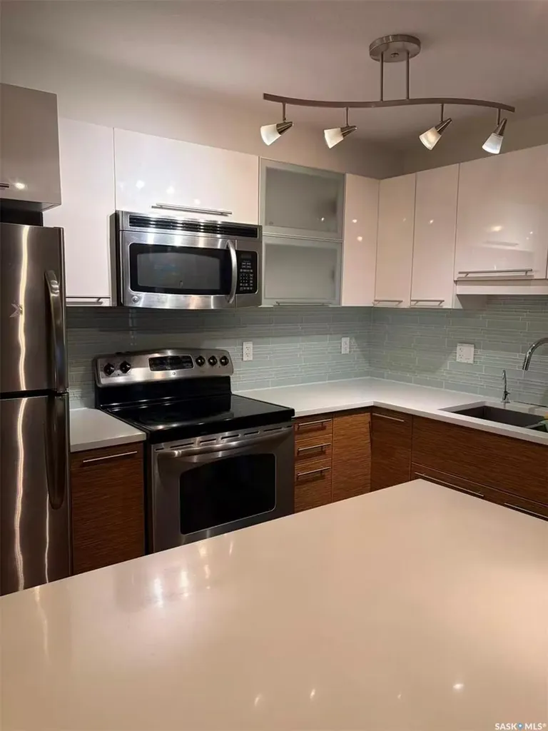 415 Hunter Road Saskatoon SK S7T 0J9