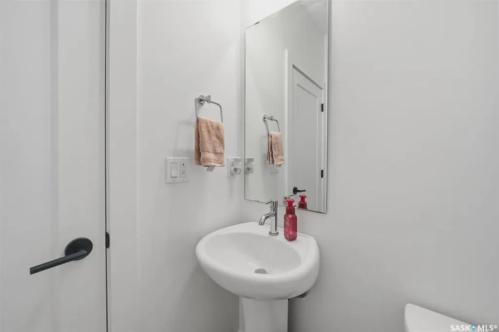 149 Rosewood Boulevard E Saskatoon SK S7V 0Z1
