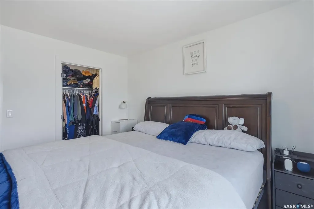 149 Rosewood Boulevard E Saskatoon SK S7V 0Z1