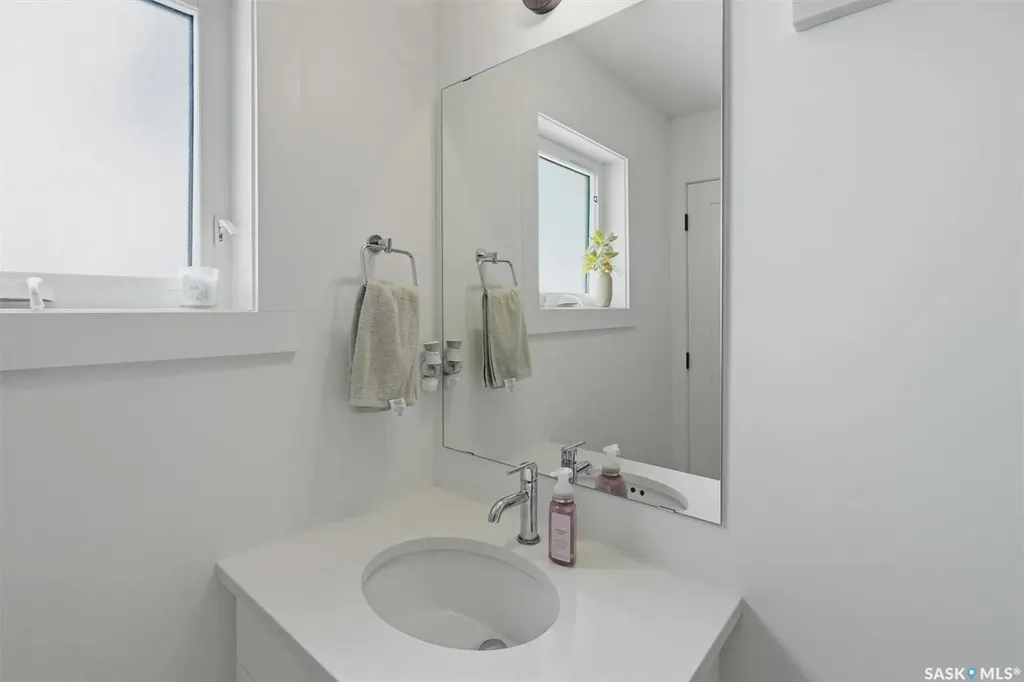 149 Rosewood Boulevard E Saskatoon SK S7V 0Z1