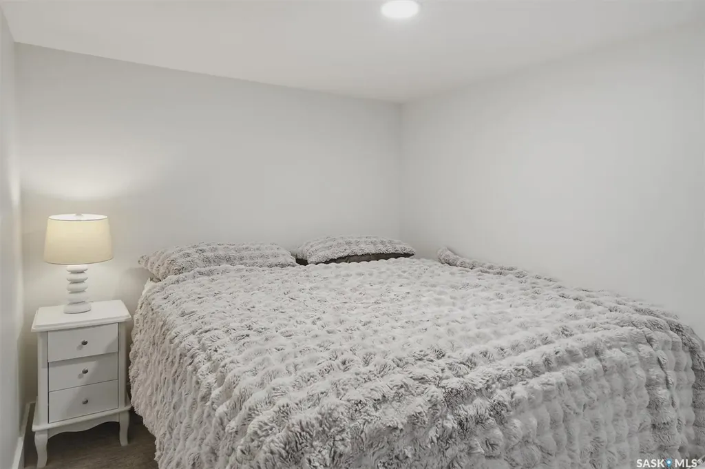 149 Rosewood Boulevard E Saskatoon SK S7V 0Z1