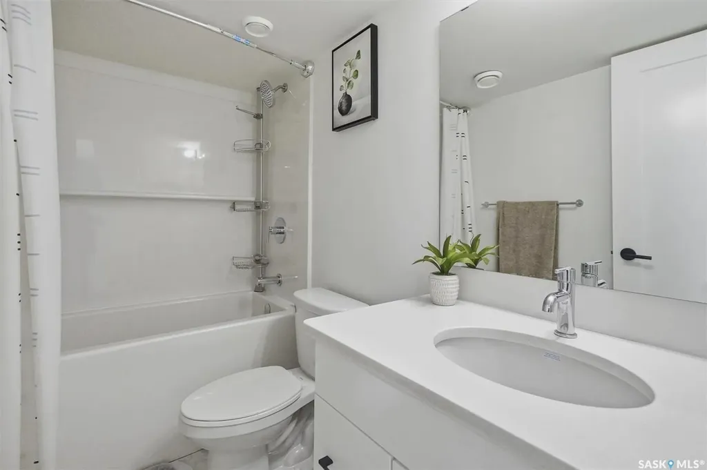 149 Rosewood Boulevard E Saskatoon SK S7V 0Z1