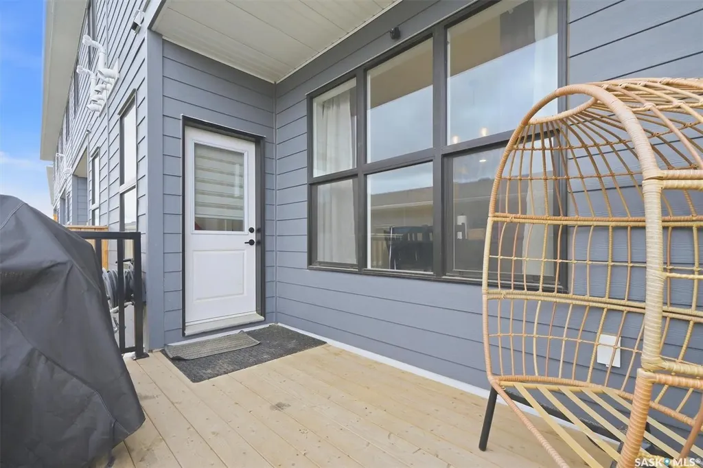 149 Rosewood Boulevard E Saskatoon SK S7V 0Z1